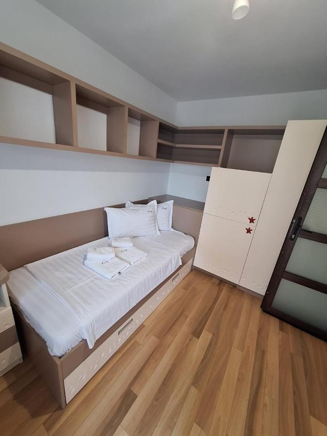Urban George Enescu 4 Beedroom Apartment סוסאבה מראה חיצוני תמונה